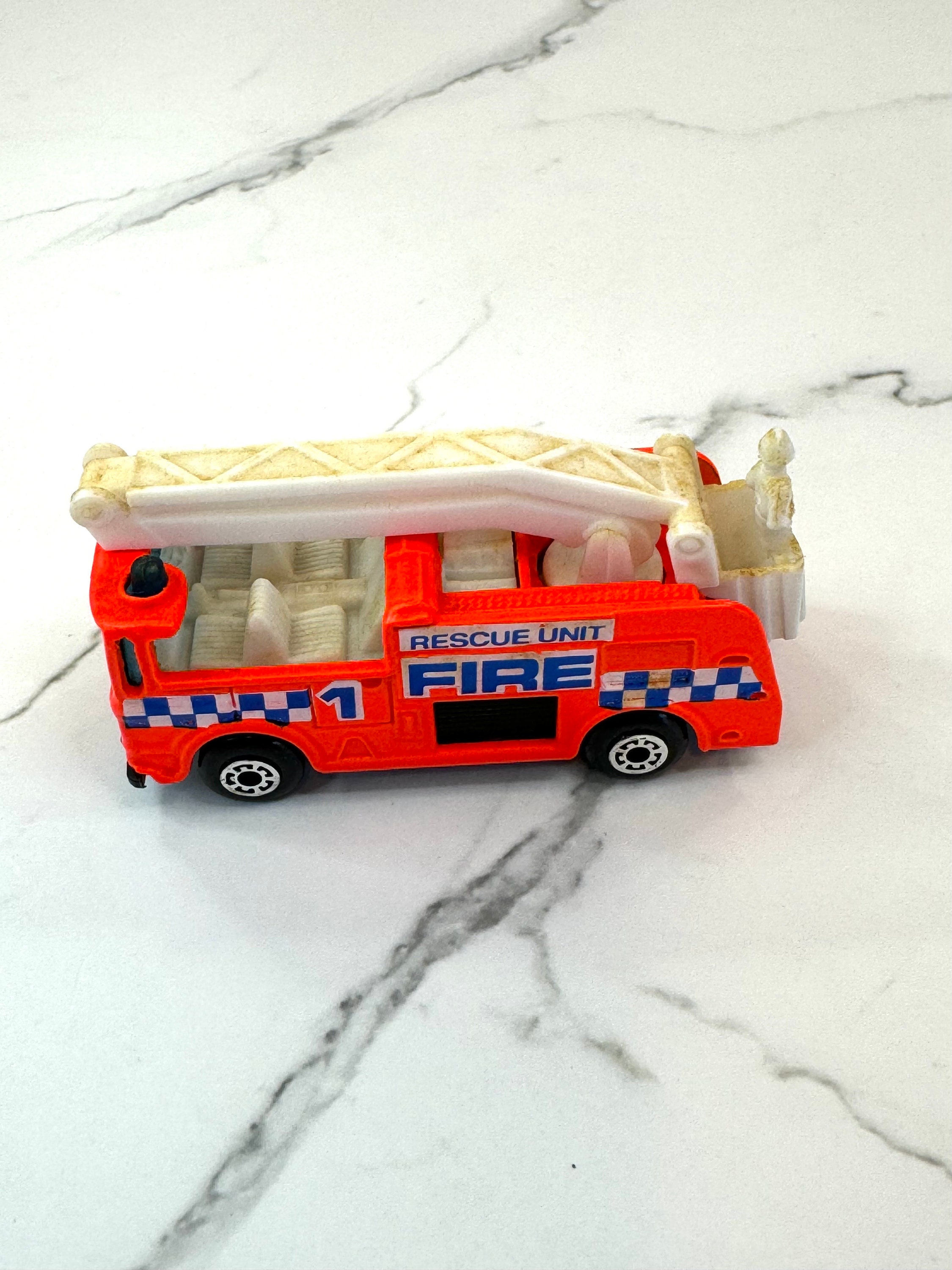 Vintage Matchbox Snorkel Vehicle 1981 ~ Rescue Unit Fire #1