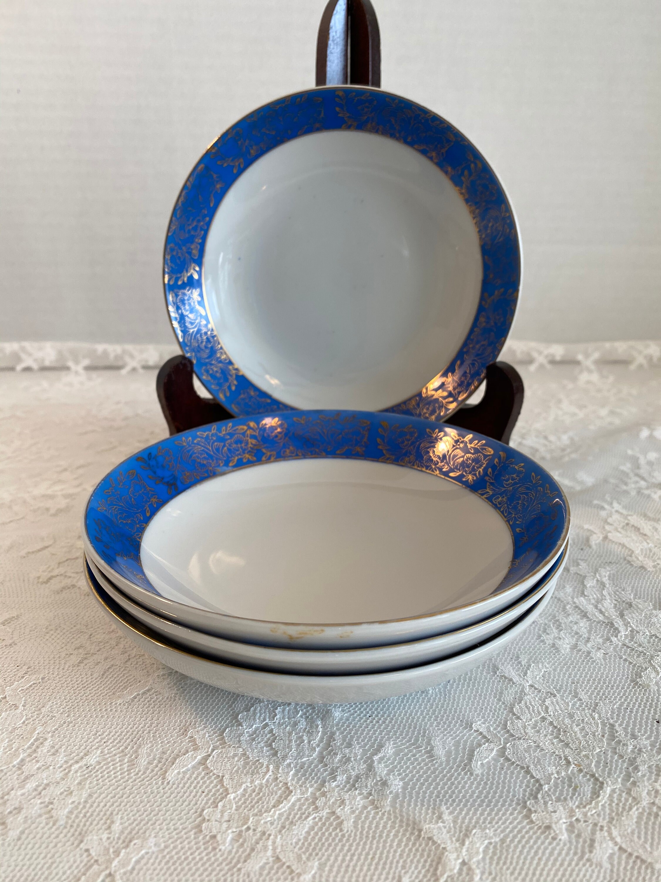 Vintage Osaka China ~ Small Bowls ~ Set of Four ~ Blue and White