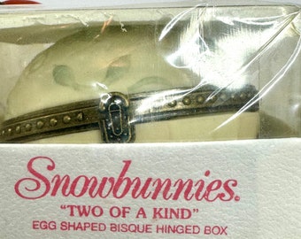 Vintage Department 56 Snowbunnies Hinged Box ~ Two Of A Kind ~ year 1998 ~ Style #26312 ~ New in Sealed Box ~ Retired ~ Snowbabies