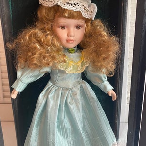 Vintage Ashley Belle Porcelain Doll in Glass and Wood Display Case Green Gown image 3