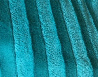 Shannon Fabrics 2 Yard Cut Luxe Cuddle Minky Embossed Chinchilla Teal Green Fabric