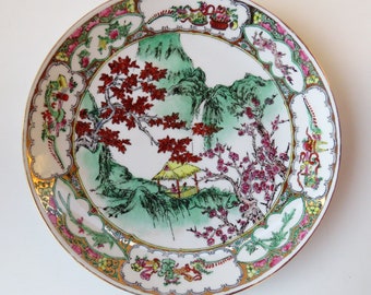 Chinese Famille Rose porcelain plate - Handpainted marked - China Asian Vintage