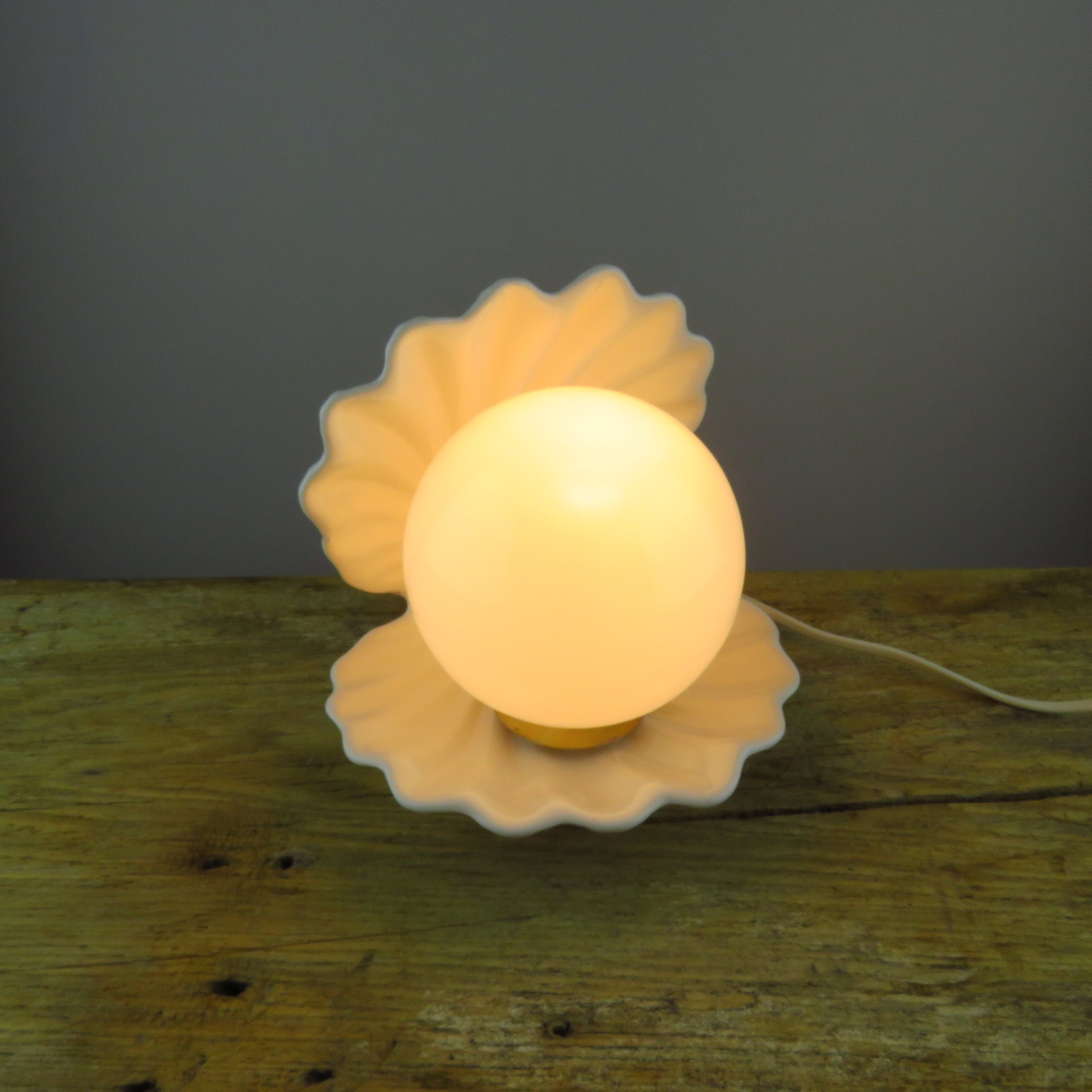 Pearl shell lamp deals