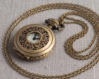 Pocket Watch Necklace for Vintage Lovers, Bronze Pendant Accessory