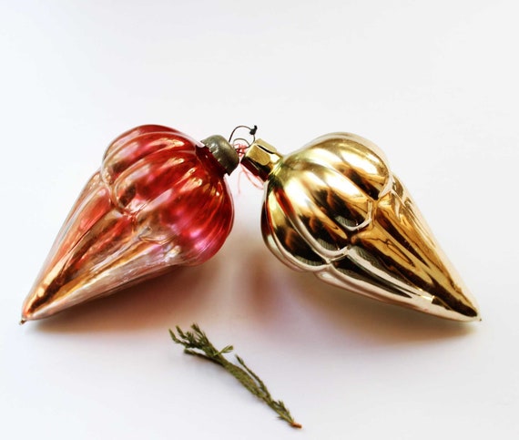 1950s christmas decoration vintage christmas decorations antique christmas ornaments russia ornaments mercury glass ornament catalog soviet