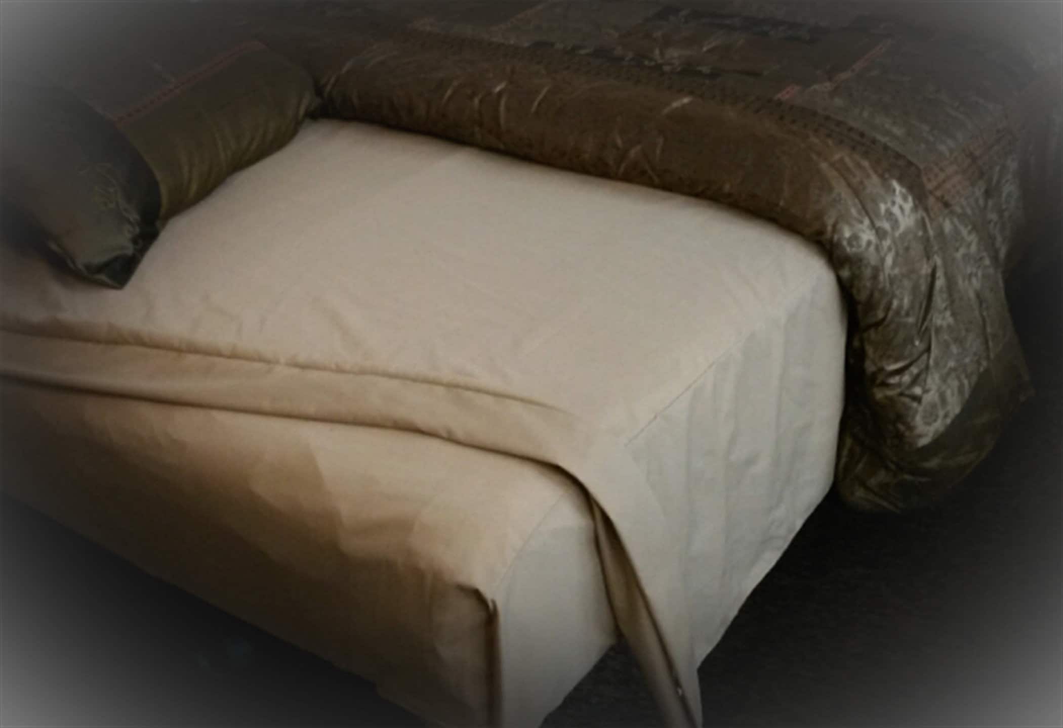 Won't Pop off Sheets for Futon Full, Twin Full Queen Split King