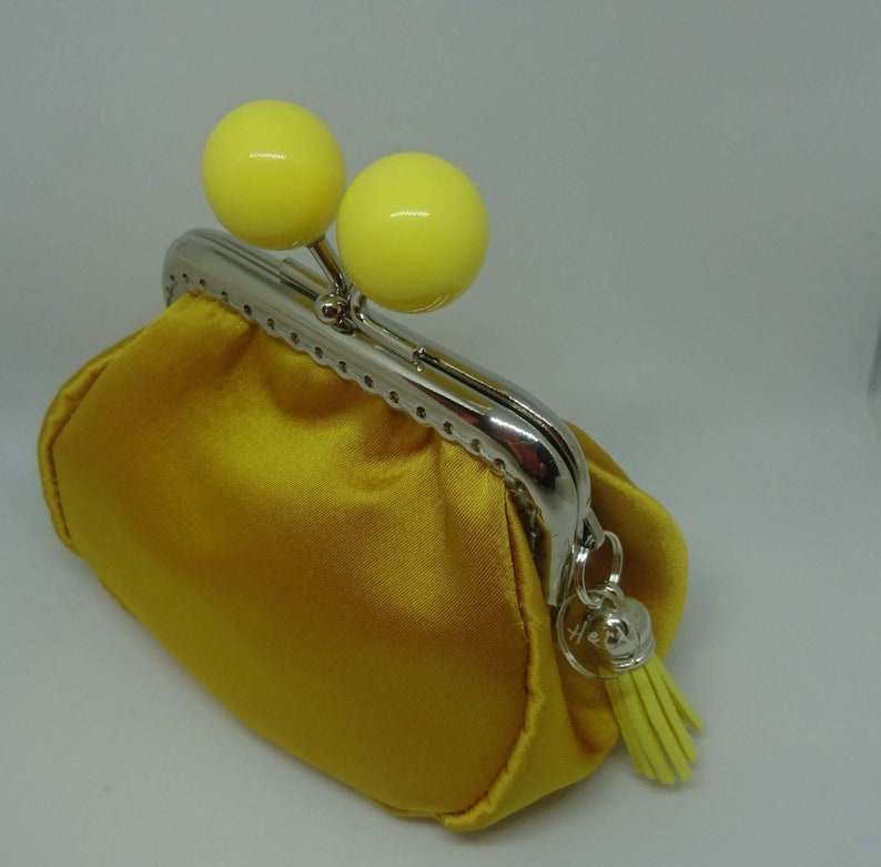 Coin purse Silver Clasp and large yellow lemon beads