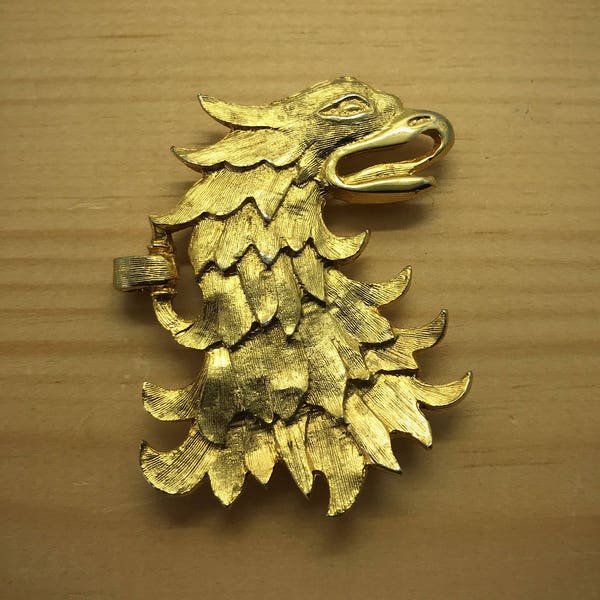 Vintage Large Griffin Belt Buckle - Chunky - Gold Tone - Unisex for Wen & Women - Mythical Creature - Eagle Bird