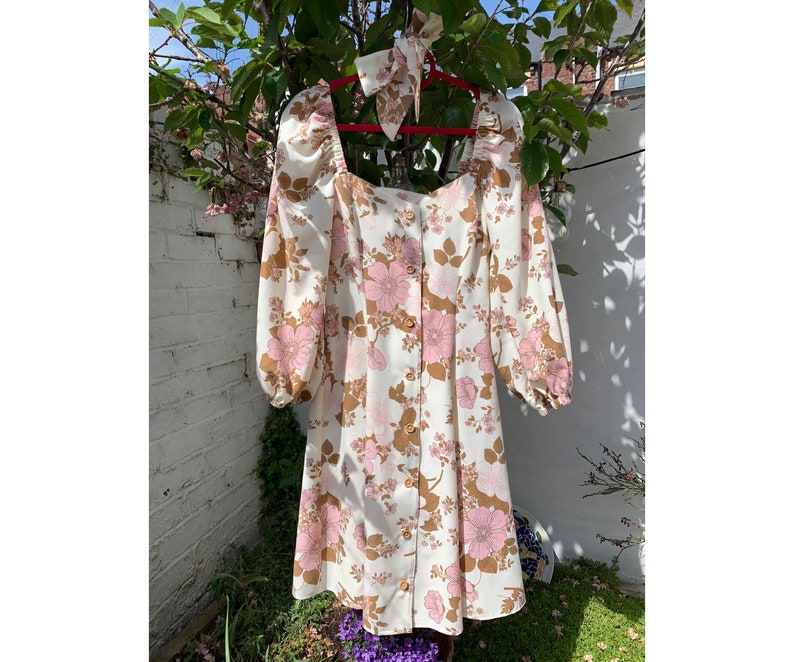 Brown Pink Puff Sleeve Dress image 1