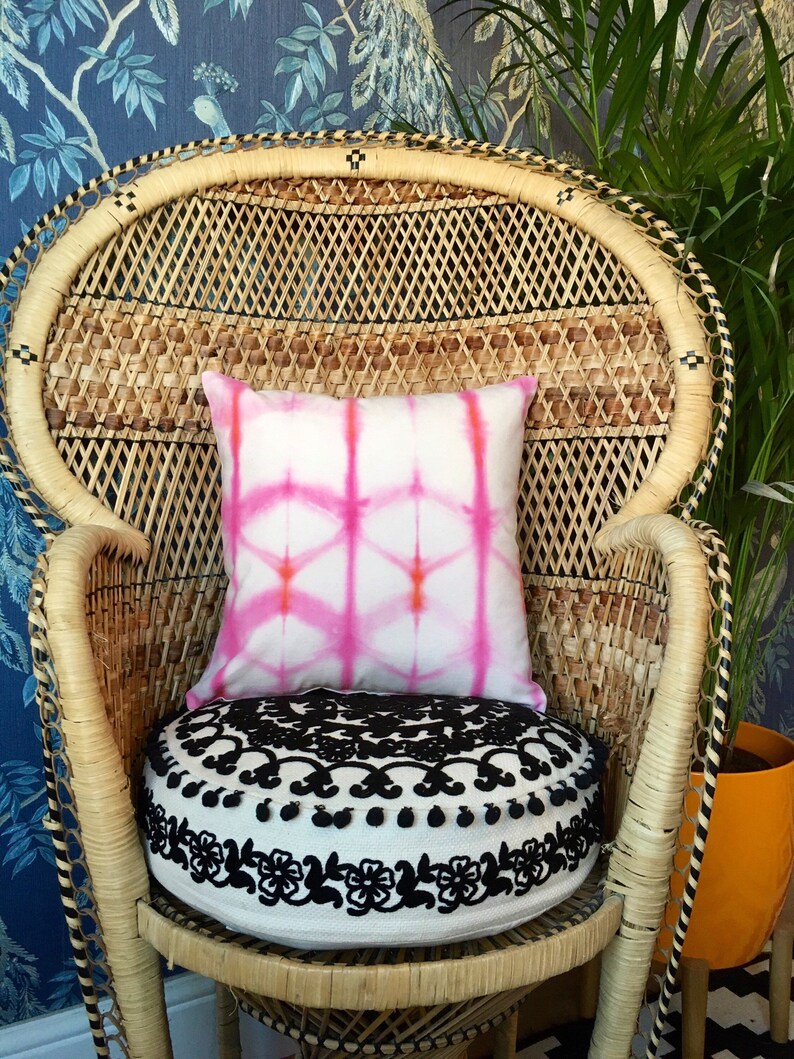 Shibori Tye Dye Cushion Cover. Pink image 5