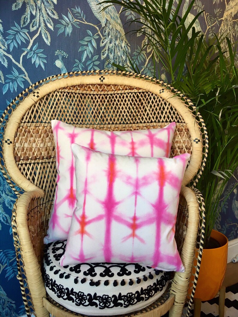 Shibori Tye Dye Cushion Cover. Pink image 8