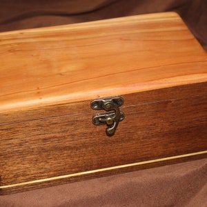 Walnut keepsake box with jigsaw puzzle