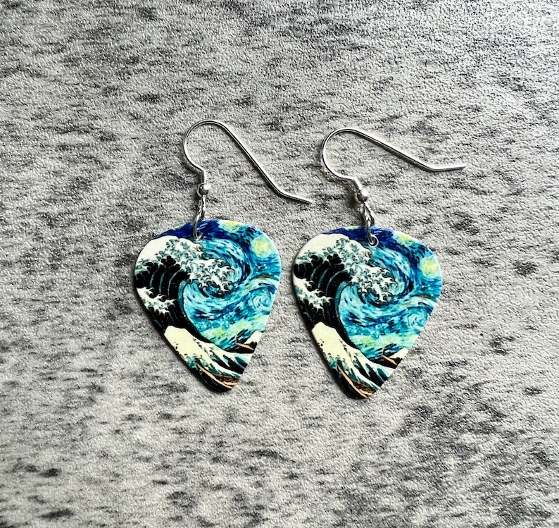 Starry Night & Great Wave Guitar Pick Earrings - A Celestial Harmony | Guitar Earrings | Sterling Silver .925 Guitar Pick Earrings Bild 2