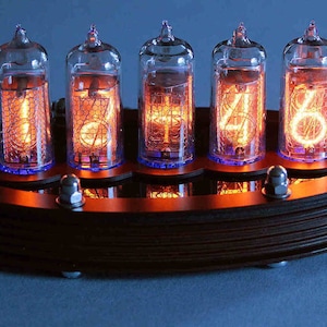 5-tube Nixie Clock V1 (DIY Kit, with paxolin top)