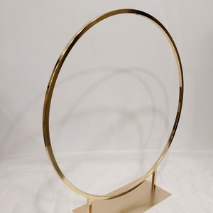 Jennysflowershop 24'' Round Metal Arch Table - Etsy
