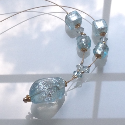 Boucles D'Oreilles Pendantes - Perles De Verre Murano & Paillettes Dorées - Neuf