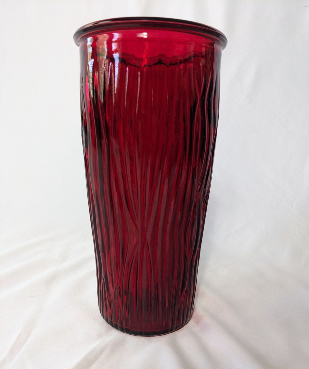 Vintage Red Glass Flower Vase Bark Texture 9 1/2 Tall Etsy