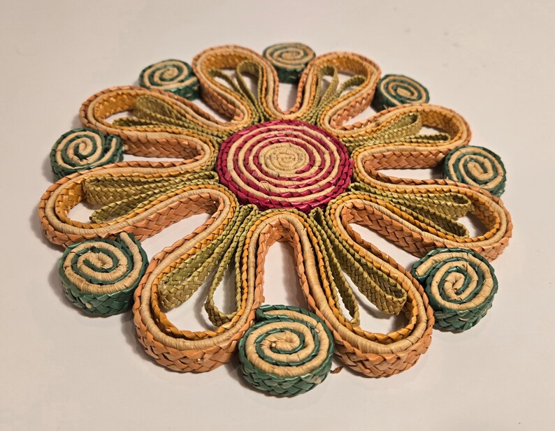 Vintage Pink and Green Straw Rattan Round Flower Trivet Hot Pad Boho Style image 2