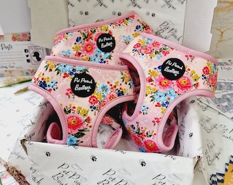 Pettorina per cuccioli con motivo floreale Cottage - XS - L - accessorio floreale opzionale (tema estivo floreale)