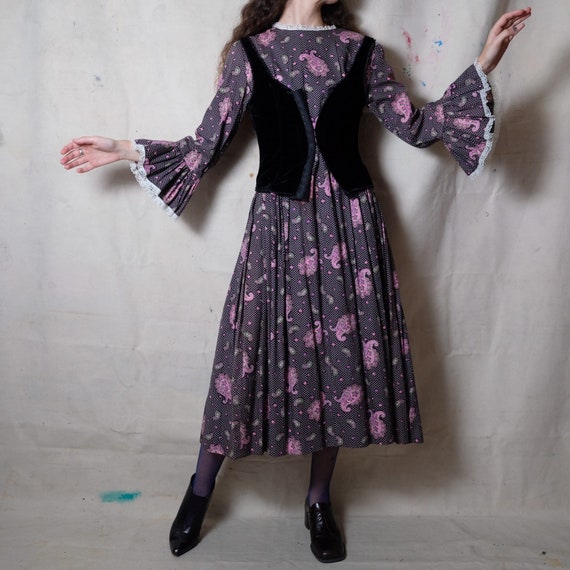 1970s does Victorian Paisley Print Cotton Dress |