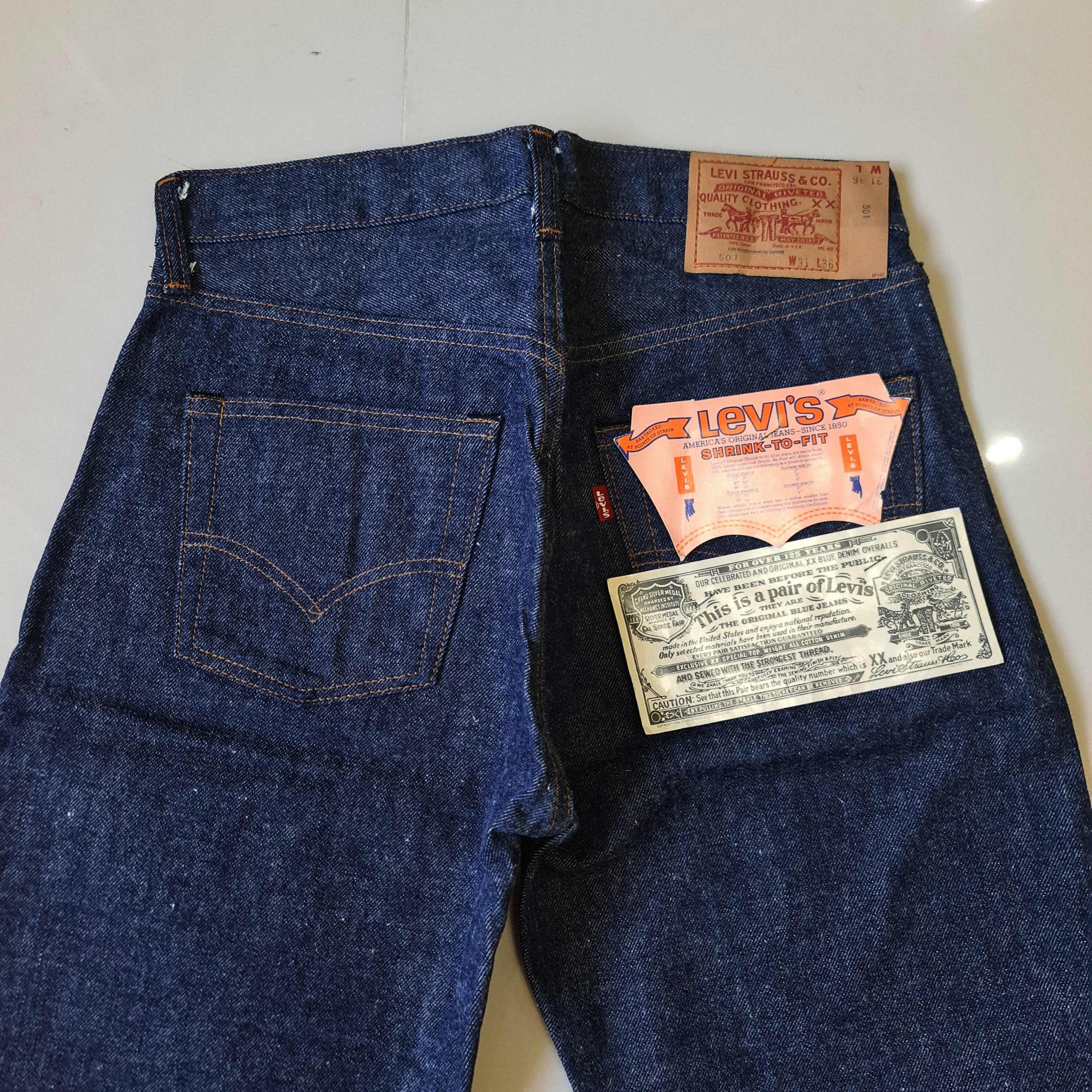 レビュー高評価アイテム特集｜ファッション通販 Vintage Levi's 501 Red Line W31 L36 Deadstock - Etsy Polska パンツ