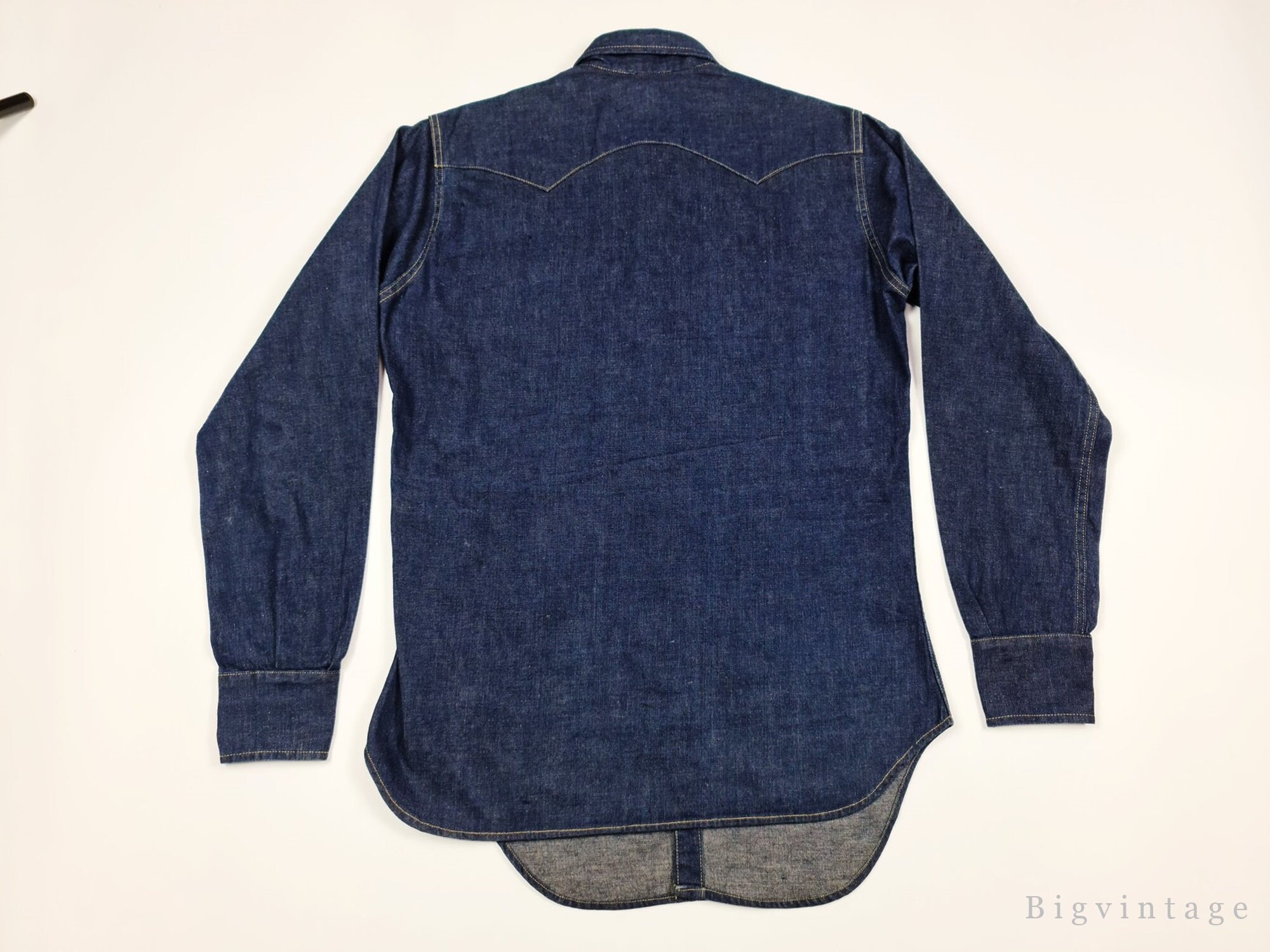 Vintage 50's Levi's Short Horn Denim Western Shirt Sz.m Dark Vintage 50's Levi's Short Horn Denim Western Shirt Sz.m Dark