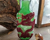 Chinese quot Peking Glass quot Snuff Bottle, Green, Brown, Dragon, Agate