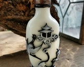 Chinese quot Peking Glass quot Snuff Bottle, Crane, Wings, Pagoda, White, Black, Malachite Top Stopper, Spoon