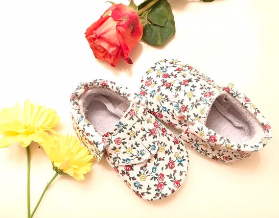Baby Moccasins Floral Baby Moccs Floral 