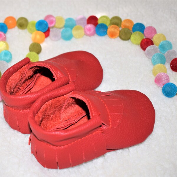 Baby Moccasins, Red Moccasins, Red Baby shoes, Leather Baby Moccasins, Baby Booties,  Baby Gift, Birthday Gift,