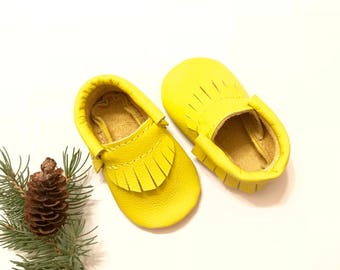 Baby Moccasins, Yellow Leather Baby Moccasins, Yellow Baby shoes, Yellow Baby Moccasins shoes, Baby Gift