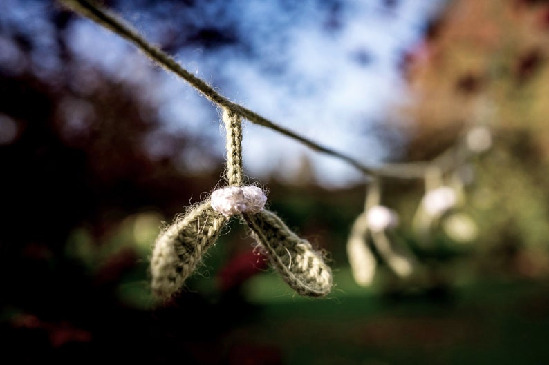 Mistletoe Garland, Crochet Christmas Decoration, Christmas Garland ...