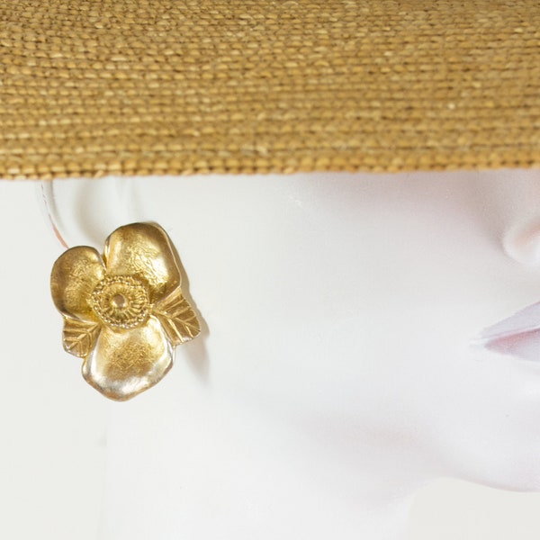 KENZO clip earrings, hammered gold-tone metal, large flower / 90s / Kenzo