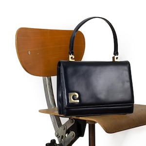 Pierre CARDIN bag, smooth ink blue calfskin, gold metal logo / vintage 60-70s / Cardin Paris Space age french bag