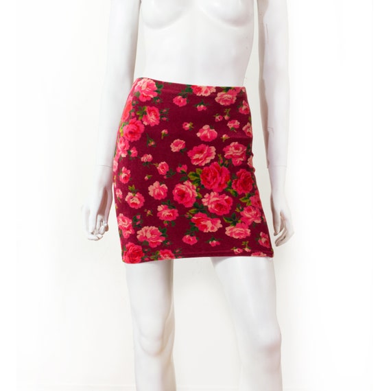 Península Colaborar con hazlo plano Falda corta Kenzo Jungle en terciopelo rojo y flores / vintage - Etsy España Península Colaborar con hazlo plano Falda corta Kenzo Jungle en terciopelo rojo y flores / vintage - Etsy España