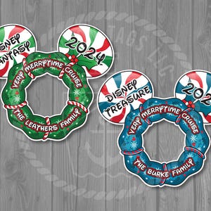 Disney Cruise Door Very Merrytime Wreath Christmas Magnets / 8.8&quot; x 7.85&quot;