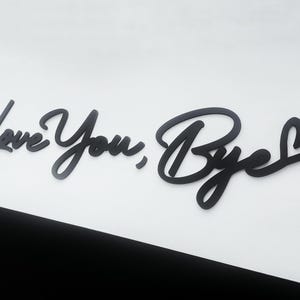 BLACK Wooden 'Love You, Bye' Sign - Above Door Hallway Sign - Natural Wood Entryway Lettering Bild 8