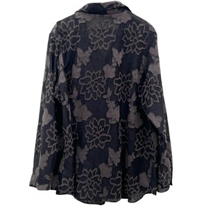 Shirt With Flowers Size 2X image 2