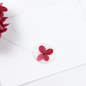 Lot de 10 cachets de cire de fleurs séchées | Sceaux de cire de fleur d'hortensia | Sceau de cire de pétales séchés | Sceaux de cire pour faire-part de mariage | Sceau de fleurs pressées