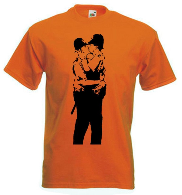 Image of Banksy Kissing Coppers Mens T-Shirt