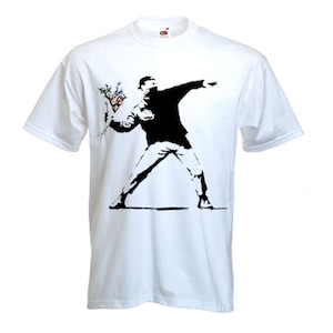 Banksy Flower Thrower Men&#39;s T-Shirt
