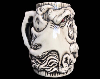 Cthulhu Beer Mug-Made To Order, Handmade Cthulhu Beer Stein, Sculpted Relief Decoration, H.P.Lovecraft, Mighty Cthulhu beer mug