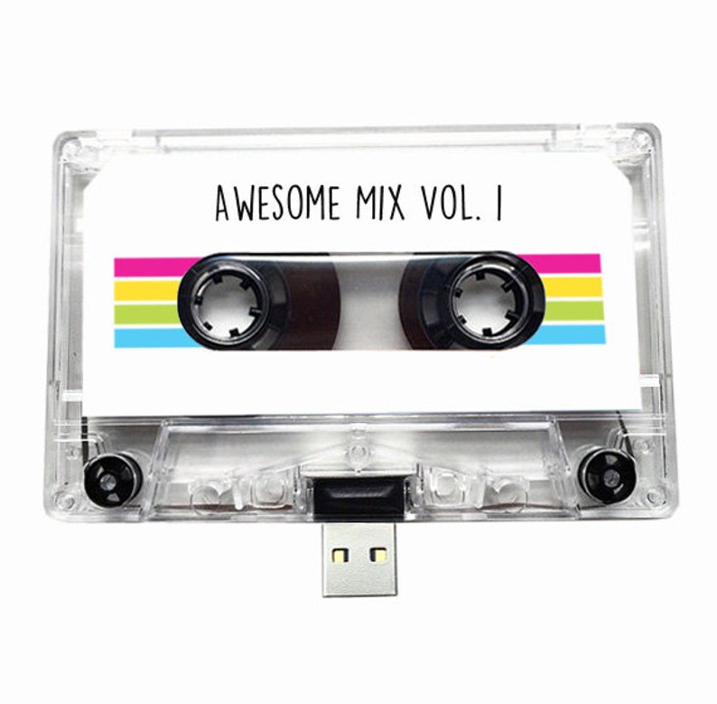 4GB/8GB/16GB USB Mixtape Retro Personalised Gift Ideal for a Loved One, Birthday Present Boyfriend, Girlfriend, Best friend Awesome Mix image 1