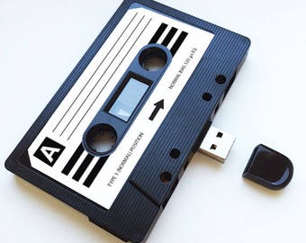 4GB/8GB/16GB USB Mixtape - Retro Personalised Gift - Loved One, Birthday, Wedding Present- Boyfriend, Girlfriend, Best friend- Flash Drive