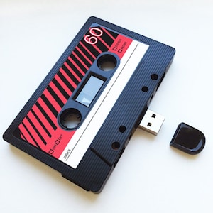 4GB/8GB/16GB USB Mix tape - Retro- Personalised - Novel Gift, Birthday, 80s, 90s, Wedding Present- Boyfriend, Girlfriend