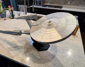 HUGE 3D printed USS Enterprise.