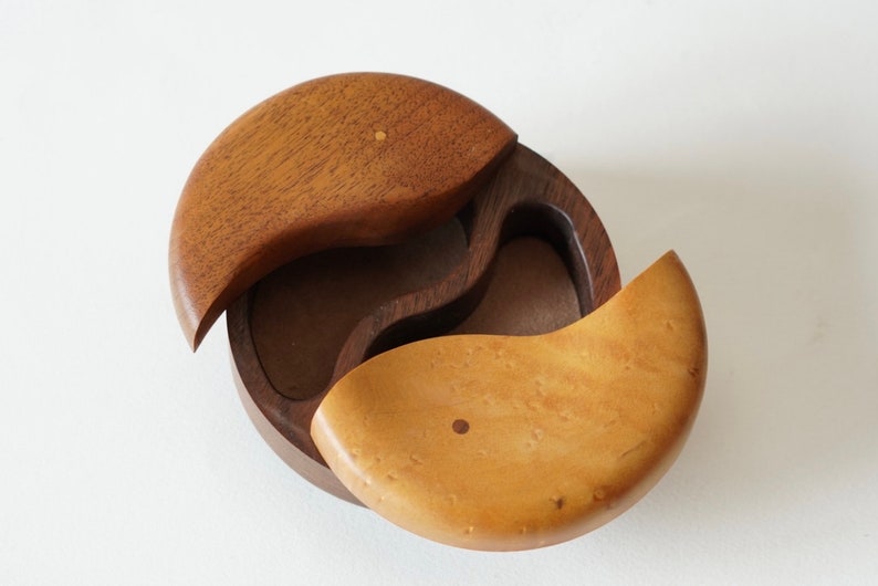 Craig Brown Walnut Maple Wood Ying-Yang Studio Jewelry Box image 4