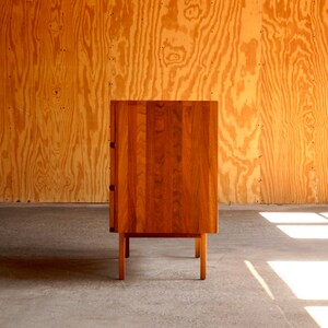 Mel Smilow Walnut Chest image 4