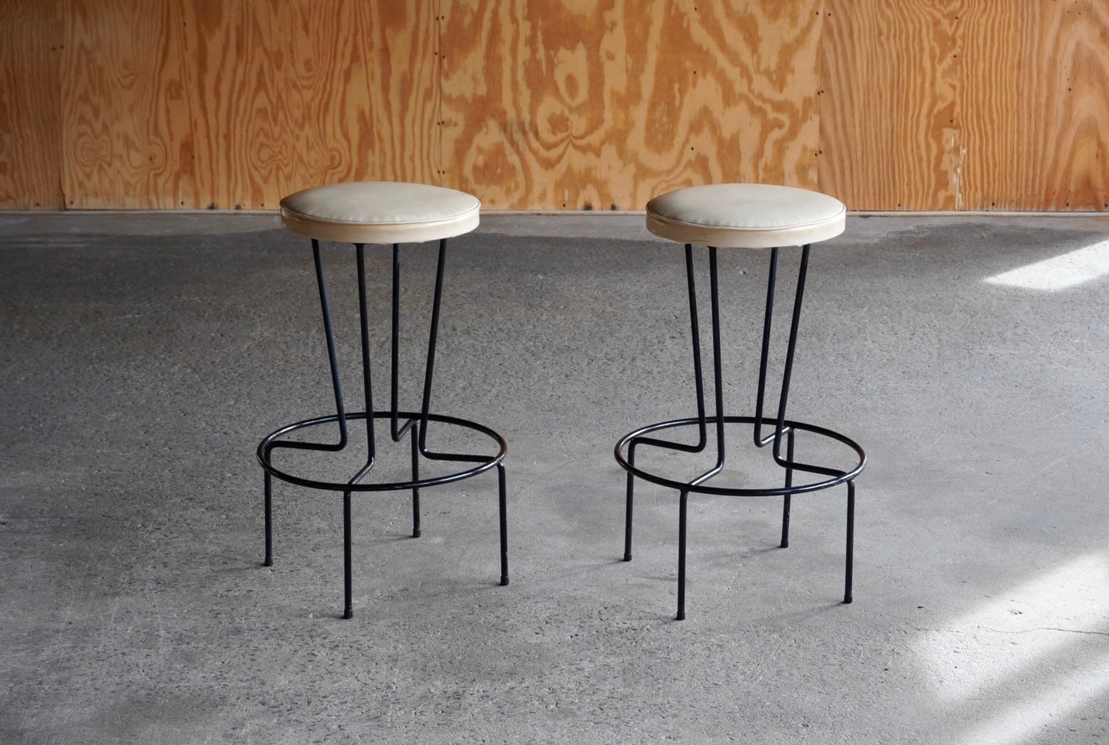 Tony Paul Stool - Etsy