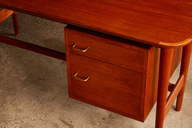 Arne Vodder Bovirke BO85 Teak Desk image 7